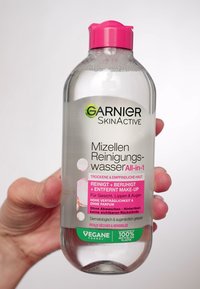 Garnier MICELLAR CLEANSING WATER DRY & SENSITIVE SKIN nieokreślony
