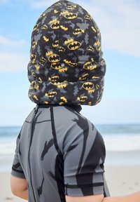 Next LEGIONNAIRE STANDARD - Ranta-asusteet - batman black