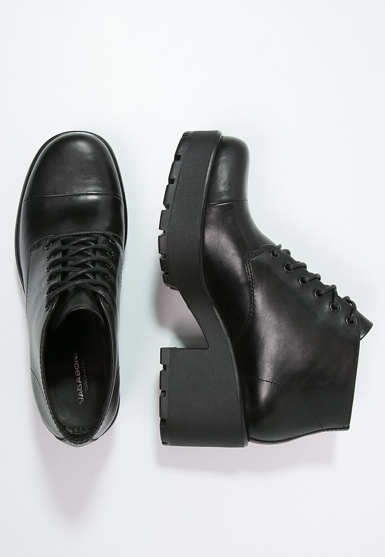 minnetonka back zip hardsole boot