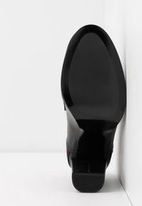 Tommy Hilfiger Escarpins à talons hauts - black