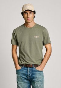 Pepe Jeans CREW NECK - Jednoduché tričko - military green