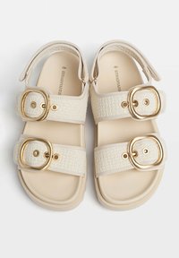 Stradivarius FLAT - Platform sandals - white