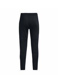 Under Armour CHALLENGER - Tepláky - black