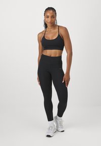 ICANIWILL ENDURANCE - Punčochy - black