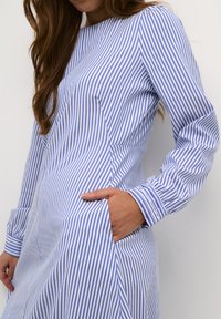 Culture CUABIGAIL ANTOINETT - Vardagsklänning - mazarine blue