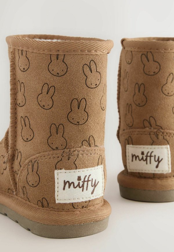 REGULAR FIT PULL-ON – Lauflernschuh