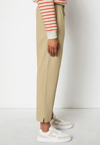 Marc O'Polo DENIM Verryttelyhousut - simple stone