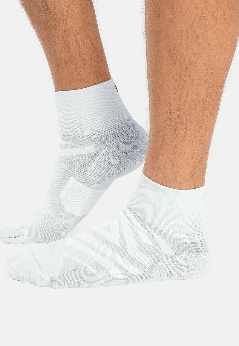 Socken Weiß Tibhar Tech II Tischtennis Socken - Funktionssocken In Weiß/Rot Für Herren Tischtennis Socken Tech II