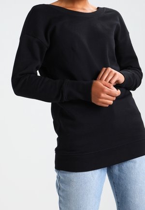 Sweater - black