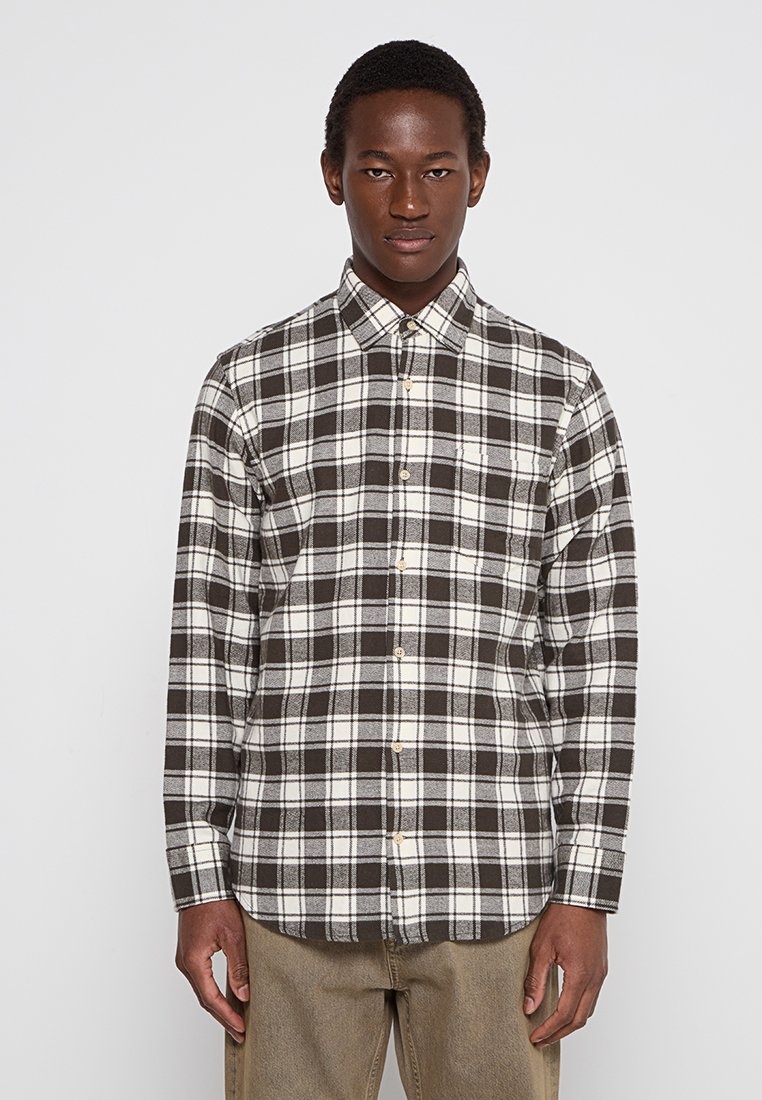 NN.07 Overhemd bruin