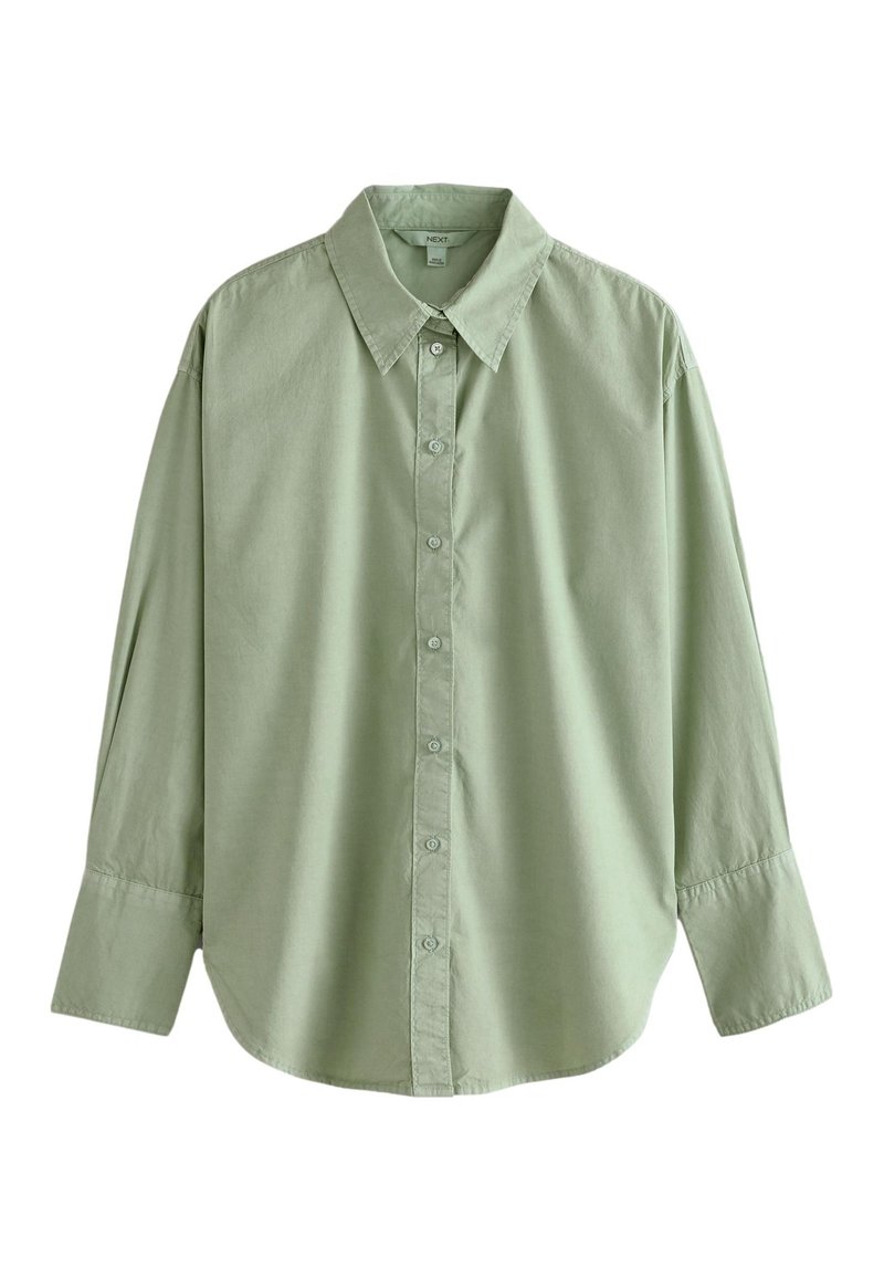 Chemise à manches longues verte clair à boutons. Présente un col pointu, une fermeture à boutons sur le devant et une texture de tissu douce et lisse.