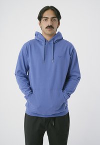 Unausgewählt, blue quartz