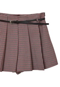 Gonna a motivo houndstooth rosso e nero con pieghe, dotata di una cintura nera e tessuto testurizzato.