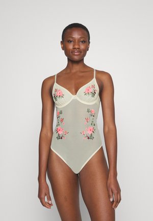 ONLY ONLKERSTINE  - Σώμα - nude