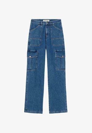 Pantalones cargo de pierna ancha hechos de denim azul, con bolsillos frontales y bolsillos laterales con cierres de botón. Tela duradera con un ajuste holgado.