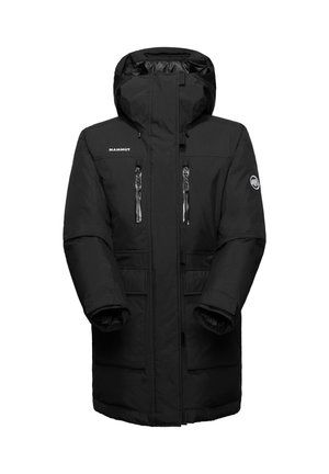 Cappotto isolato nero con cappuccio, dotato di due tasche sul petto con zip e due tasche frontali. Texture liscia e polsini elasticizzati.