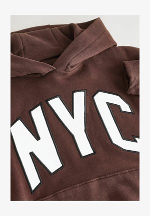 Next Melegítőfelső - chocolate brown slogan