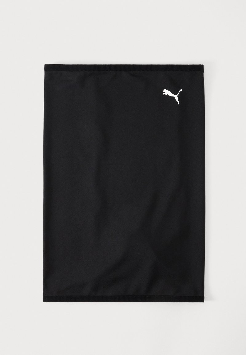 Tour de cou en tissu rectangulaire noir avec logo Puma blanc en haut à droite.