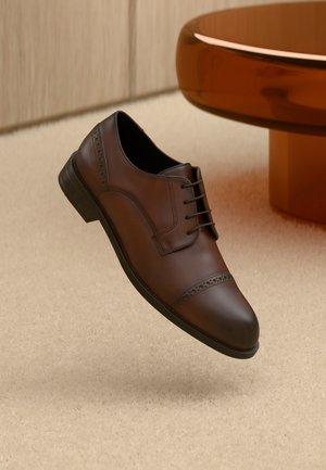 TAYIL - Šņorkurpes - medium brown