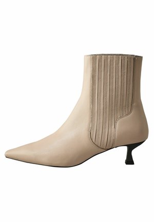 KITTEN ELVINA  - Botines - neutral