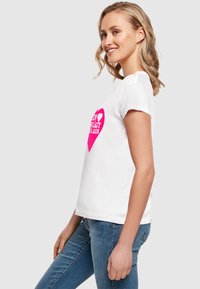 Merchcode T-shirts print - white