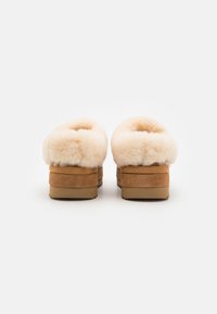 UGG TAZZLITA - Chaussons - chestnut