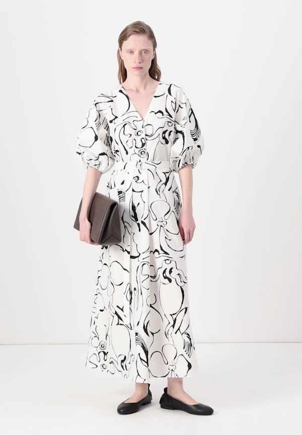 KIMPU BALUNS - Maxi dress3