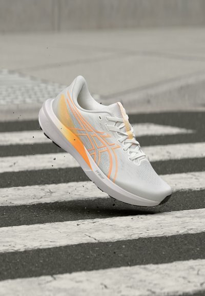ASICS GT-1000 15