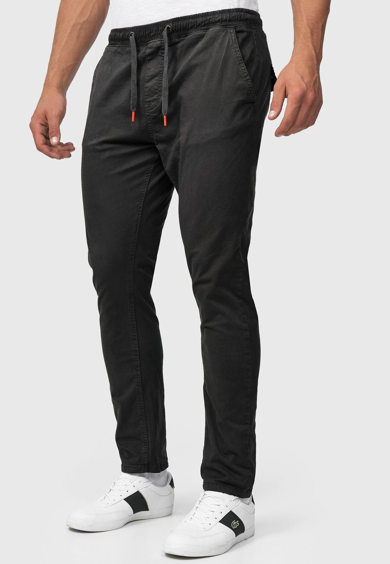 Herren Chinos | INDICODE JEANS OSBORNE Stoffhose black/schwarz - SL44325 Herren Chinos | INDICODE JEANS OSBORNE Stoffhose black/schwarz - SL44325
