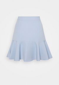 Lichtblauwe uitlopende rok met een aansluitende taille en een gerimpelde zoom. Gemaakt van een zachte stof, met eenvoudige stiksels en geen zichtbare bevestigingsmiddelen.