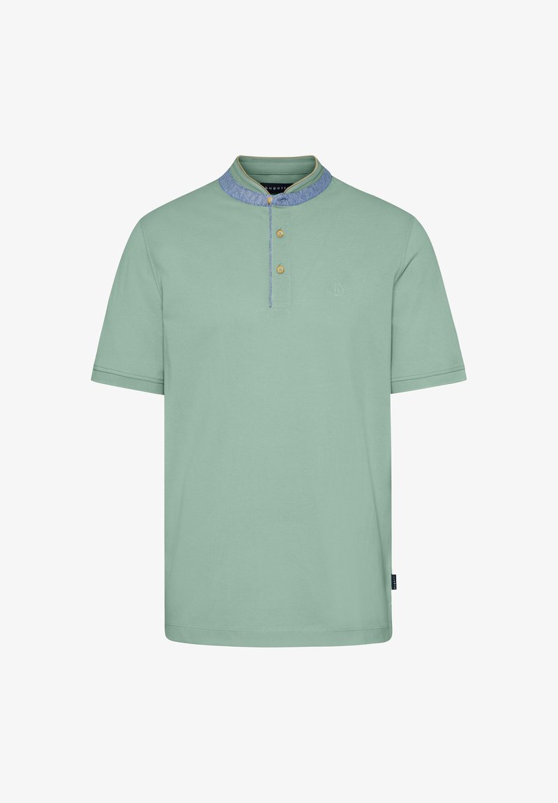 Polo vert à manches courtes avec un col en denim, trois boutons dorés et un petit logo sur la poitrine. Texture lisse et coupe décontractée.