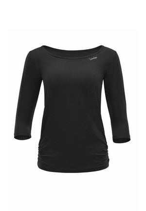 Čierne tričko s tromi štvrťovými rukávmi pre ženy, s výstrihom do U a miernym riasením na boku, malé biele logo pri ľavom ramene.