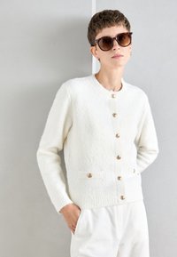 Lindex LUNAR - Chaqueta de punto - light dusty white