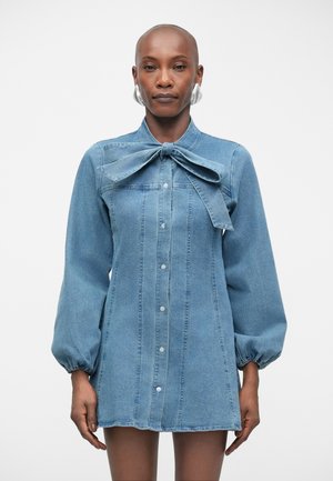 CHELSIE SHORT DRESS - Tričkové šaty - light-blue denim