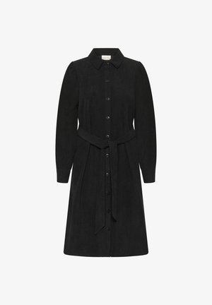 Rochie din catifea neagră cu guler, închidere cu butoane pe față, mâneci lungi și curea din material la talie. Croit drept, cu plii subtile.