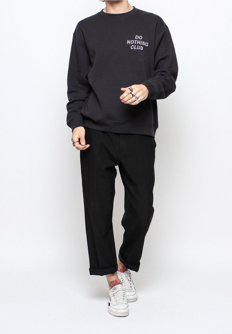 On Vacation Sudadera - black
