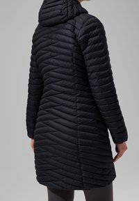 Berghaus Vinterkappa /-rock - black