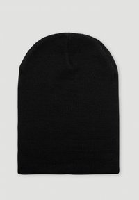 Black knit beanie, slightly slouchy design, ribbed texture, soft fabric with no embellishments or logos. Suitable for casual wear.