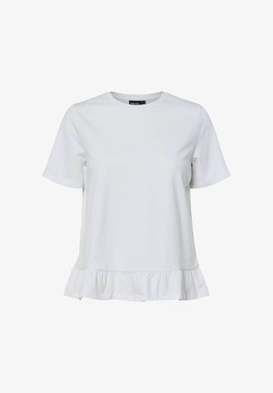 Hvit kortermet kvinnetopp med rund hals og volangdetalj nederst.