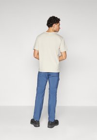 Columbia SILVER RIDGE™ UTILITY CONVERTIBLE PANT - Āra bikses - dark mountain