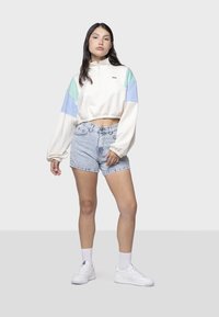 Kaotiko ANETTE - Sportska majica - white