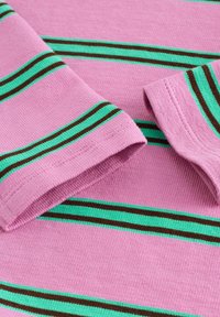Next Langarmshirt - pink green