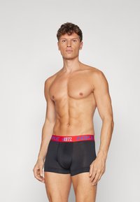 Nike Underwear TRUNK 3 PACK - Uske bokserice - black/multicolor