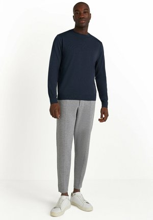 FALKE, Basic Crew Neck Wool - Jersey de punto - space blue