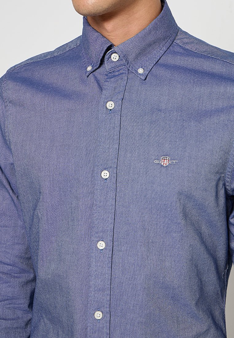 SLIM FIT OXFORD