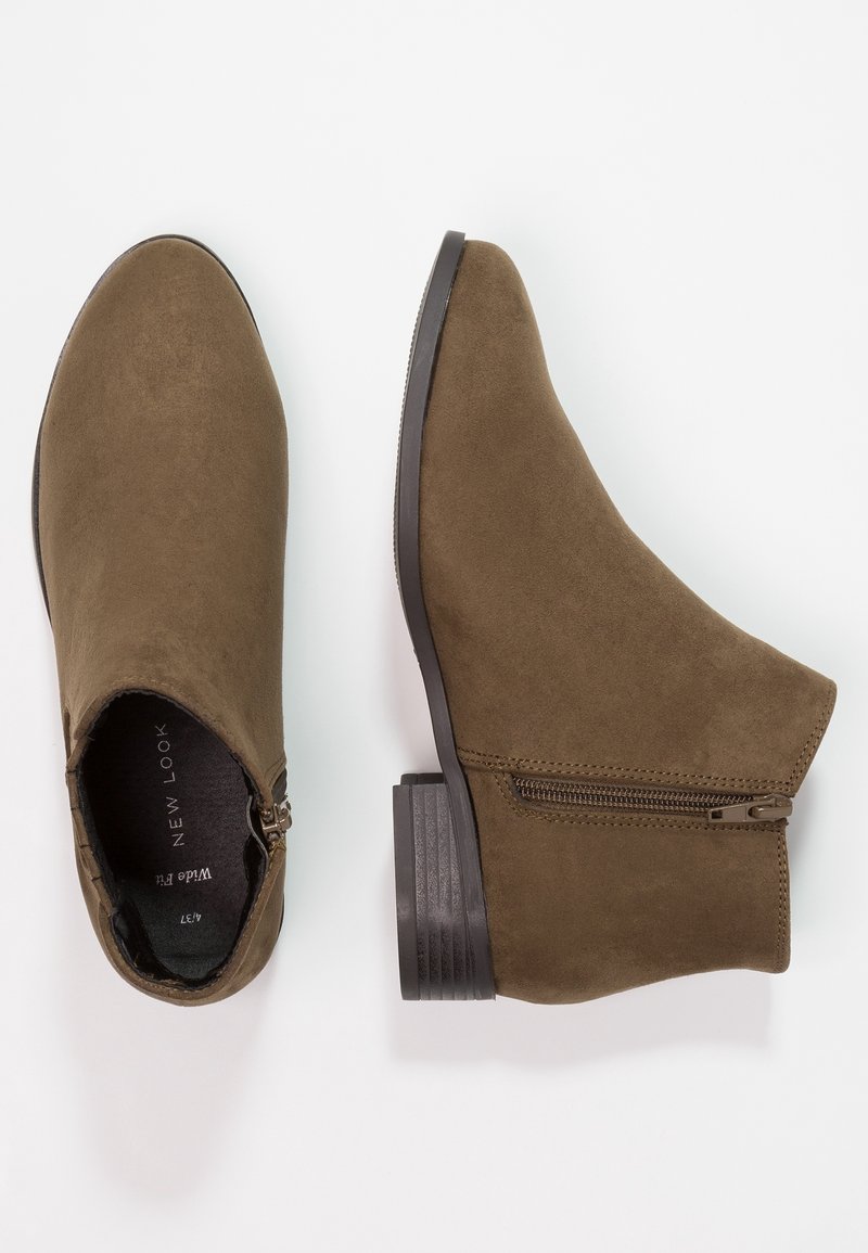 Bottines New Look Vert Kaki - Simili Daim - Talon Brodé 9 Cm - Taille 6 UK - Occasion