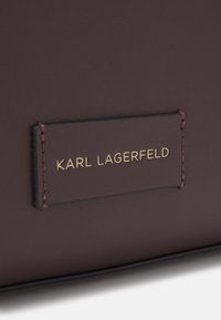KARL LAGERFELD CIRCLE TOTE PERFORATED - Velika torba - dark chocolate
