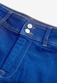 Next DOUBLE BUTTON REGULAR FIT - Džinsiniai šortai - bright blue