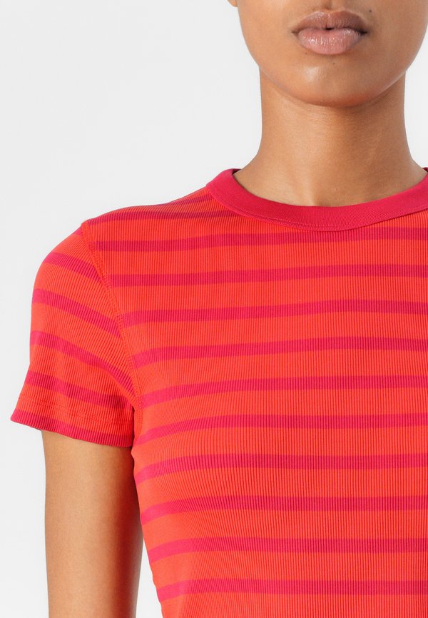 KOALE - Print T-shirt3