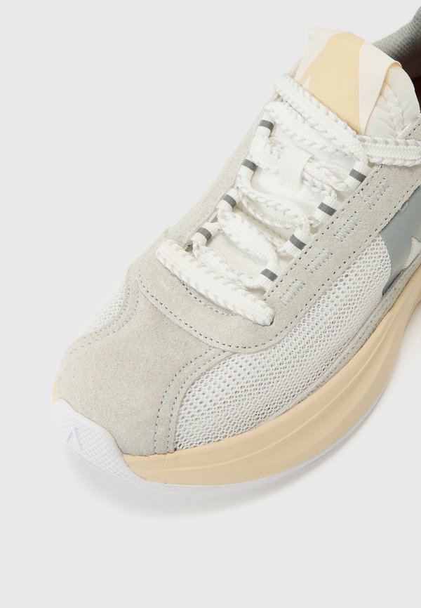 CITY FREE UNISEX - Trainers3